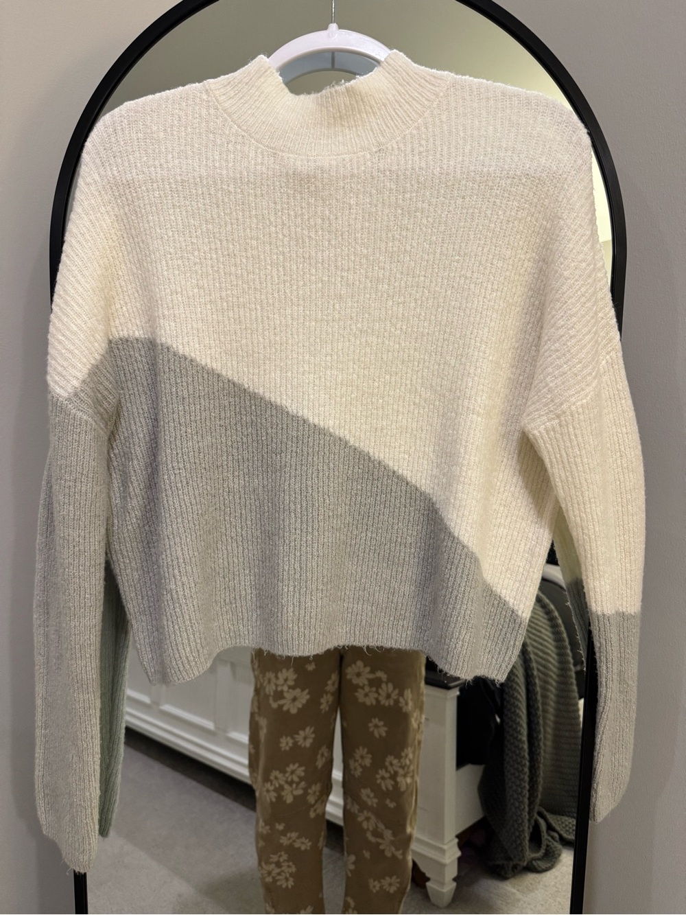 Planet Gold - Colorblock Mock Neck Sweater - Ivory & Light Gray